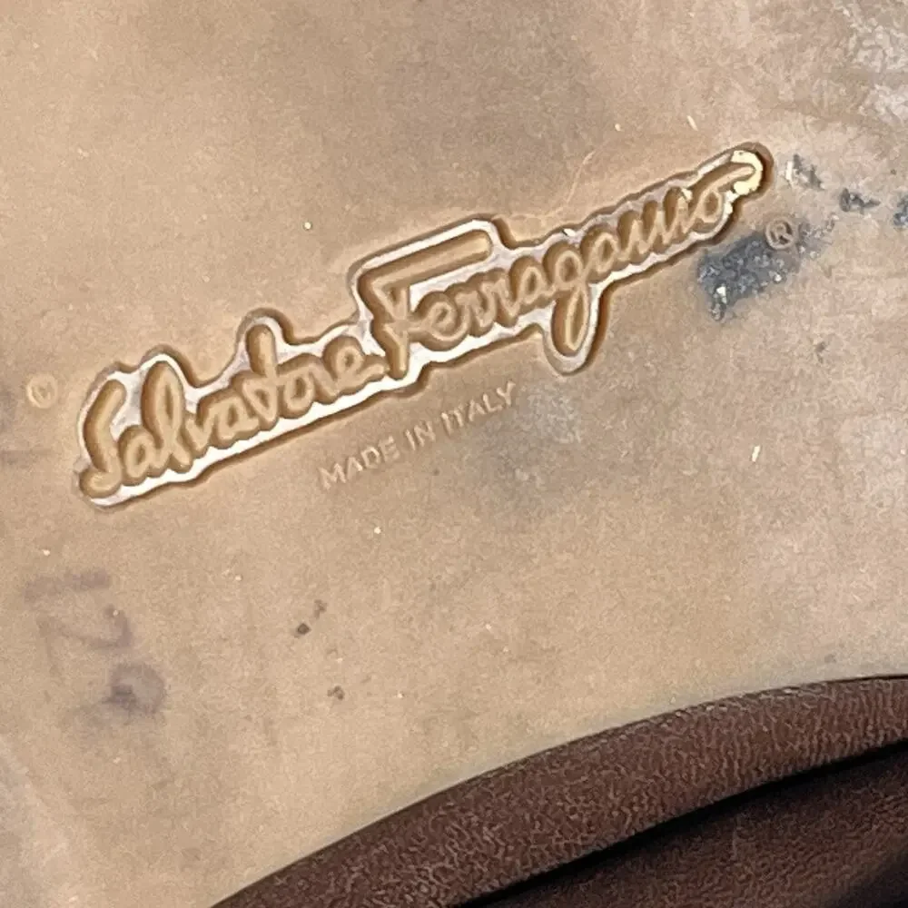 Salvatore Ferragamo Gancini Logo Plate Loafers Brown‎ Leather Men's Size 8.5 D